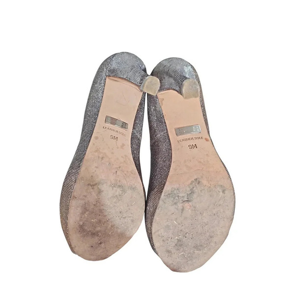 Badgley Mischka Metallic Silver Gold Peep Toe Glitter Pumps Size 9 - Picture 6 of 6